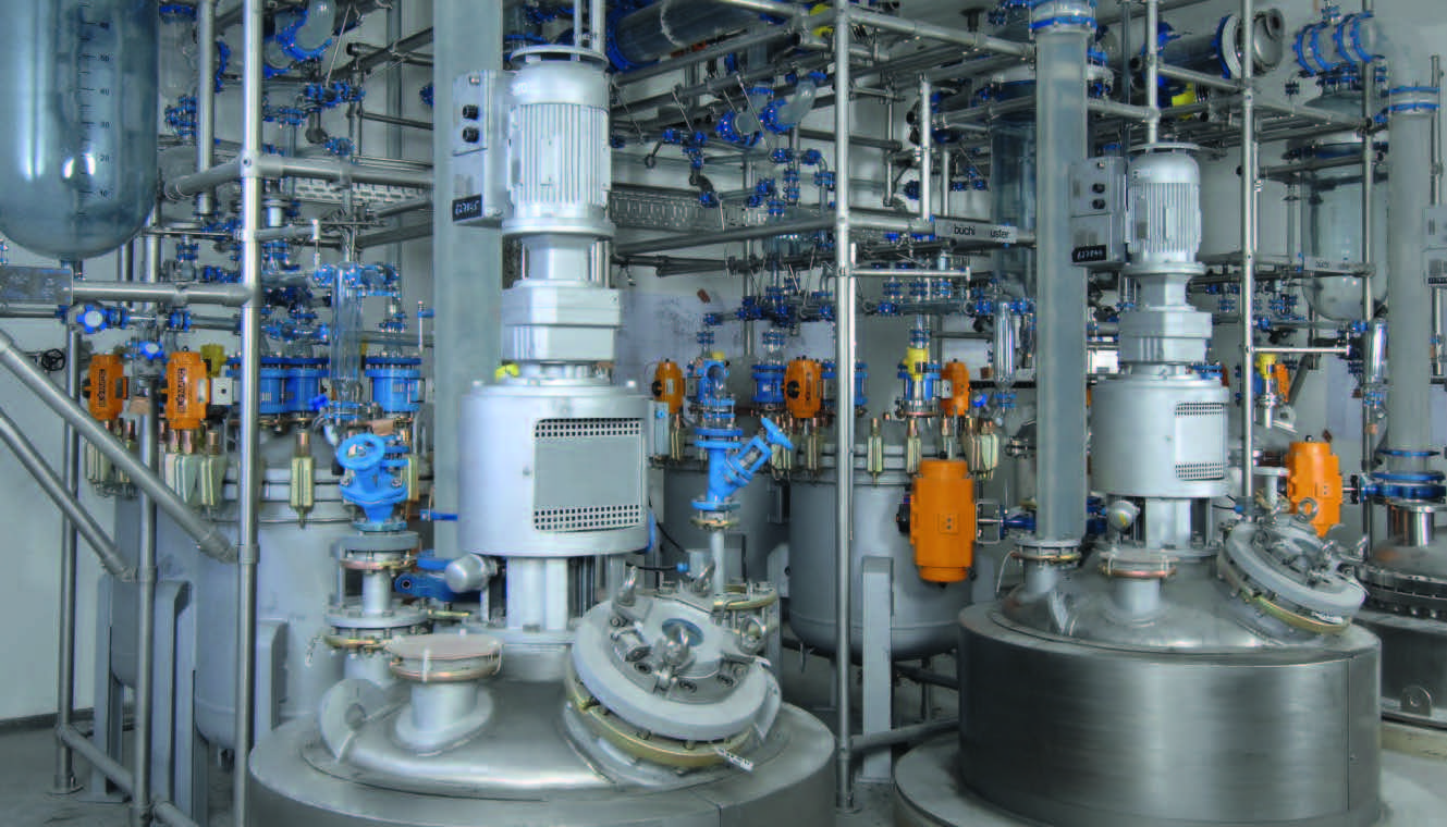 Glass process equipment_cGMP facility with 800 liter tanks for API production