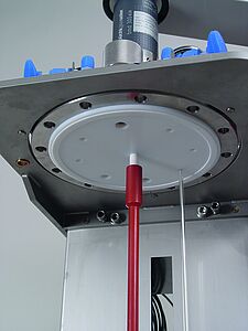 Kiloclave metal-free reactor cover plate PTFE plated
