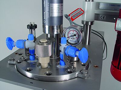 Kiloclave metal-free reactor with ceramic magnetic stirrer drive ATEX