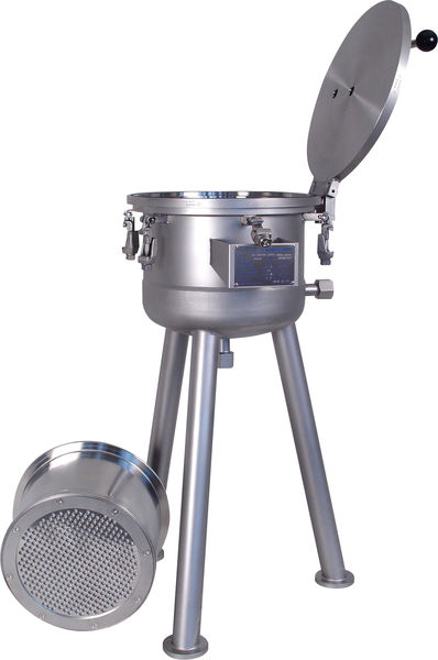 Pressure filter for research laboratory